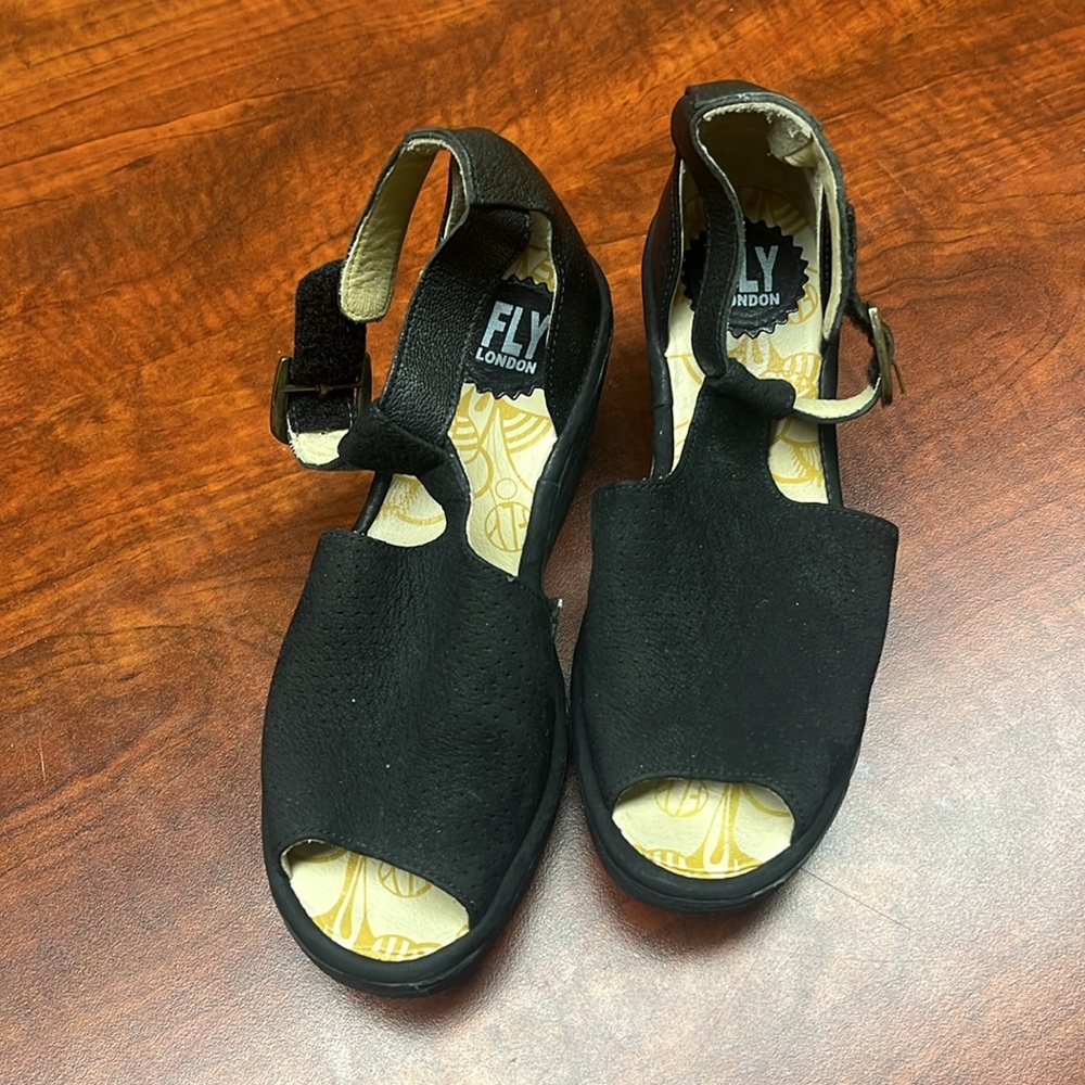 Fly London black suede Yall wedge sandals - Picture 2 of 9